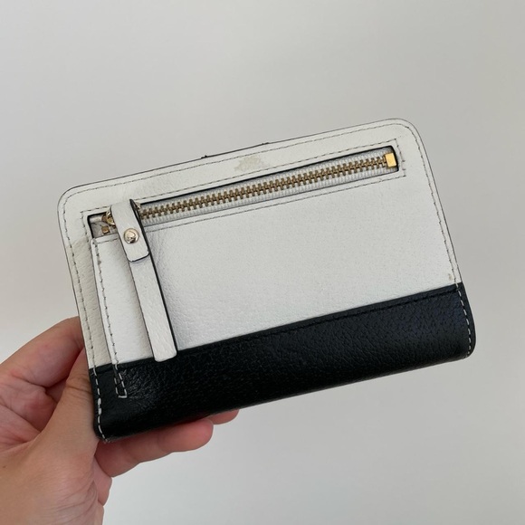 Kate Spade Wallet - Picture 2 of 5